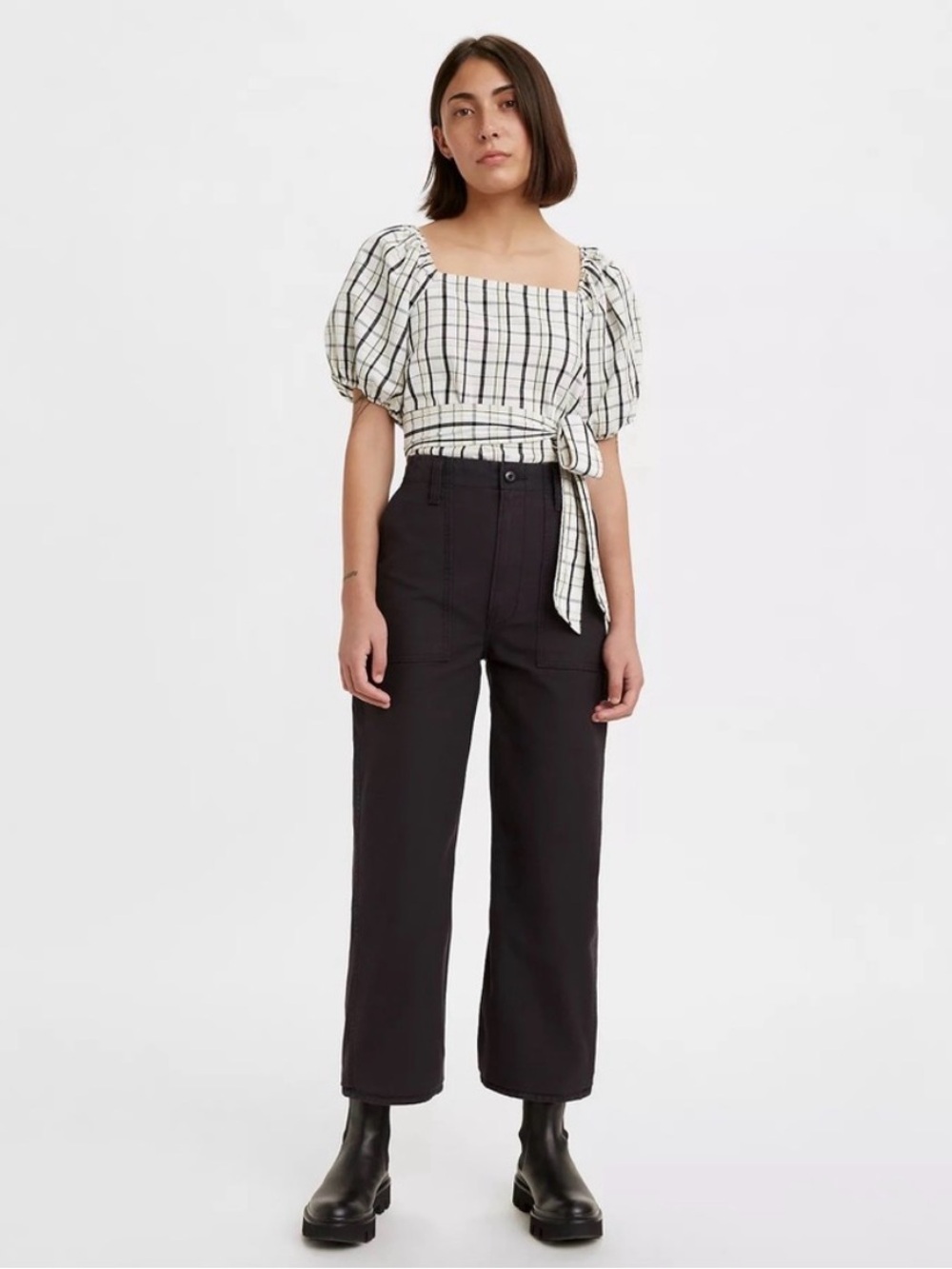Levi's Womens Black Ribcage Straight Ankle Utility Pants Size 32 High Rise NWT